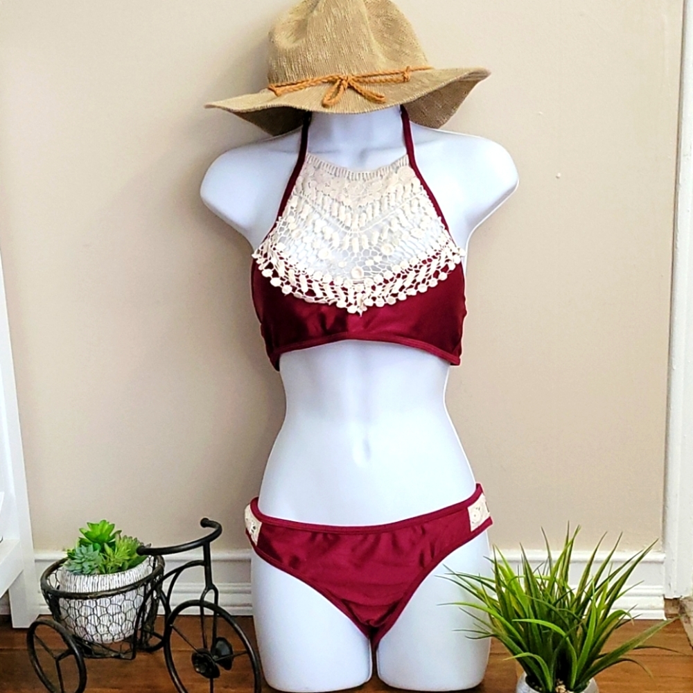 CUPSHE swimsuit size M